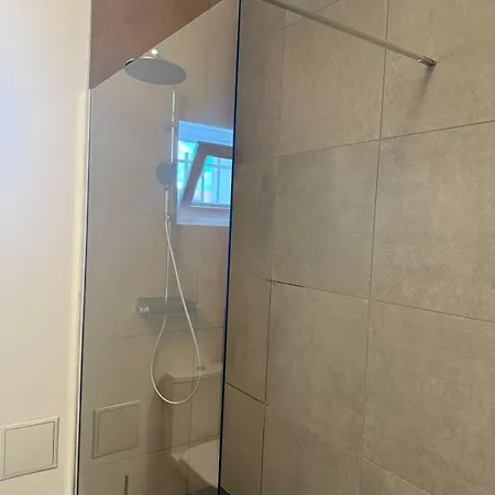 Apartment Le Cours Foucault N4 I Briques & Terracotta Montauban
